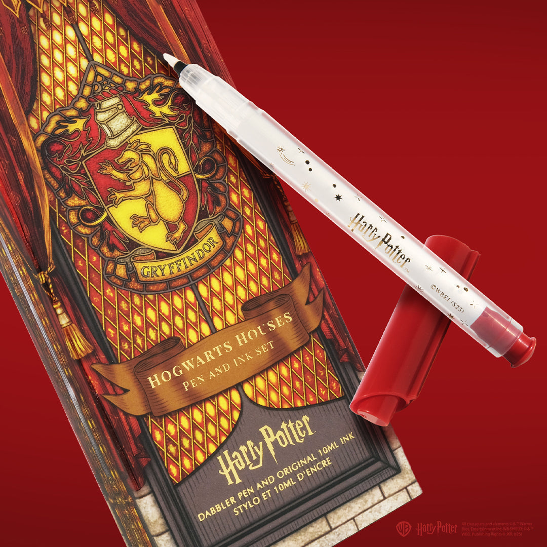 Warner Bros. | Harry Potter | Dabbler Pen and Ink Set | Gryffindor House